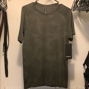 Lululemon shirt